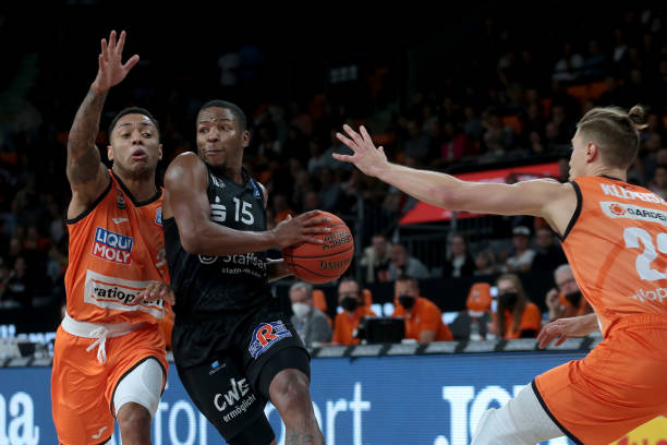 或库里时 或库里时