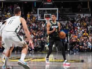 休赛期都在 休赛期都在