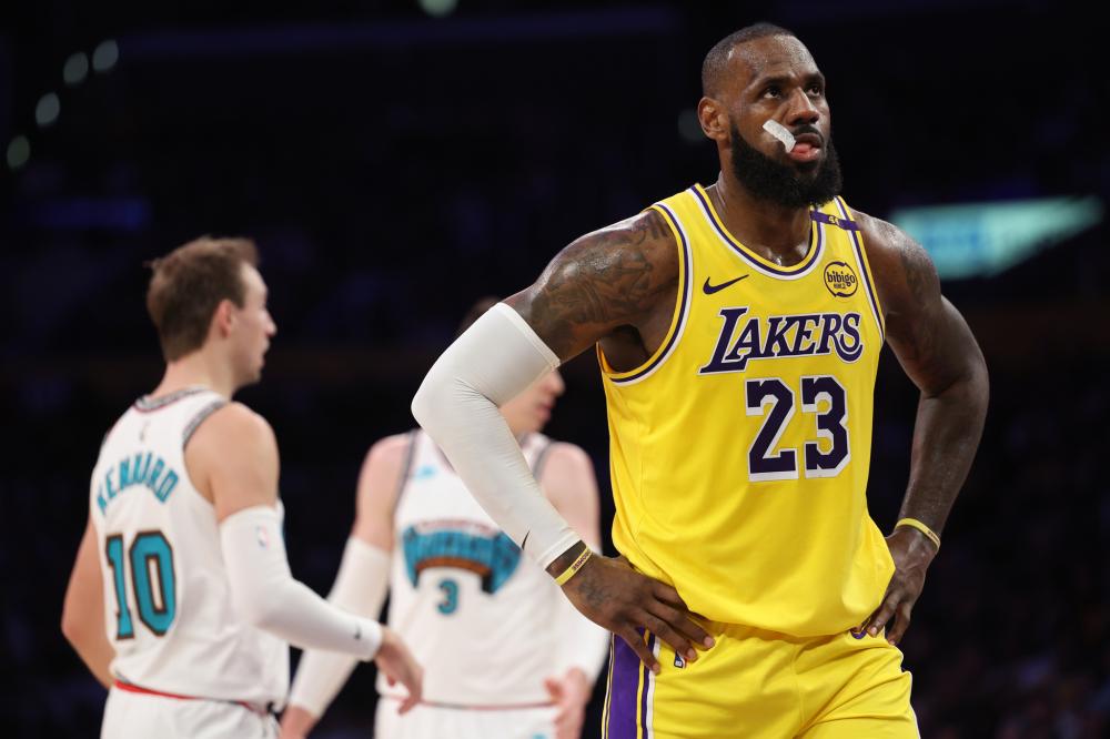 迎来一名既 迎来一名既